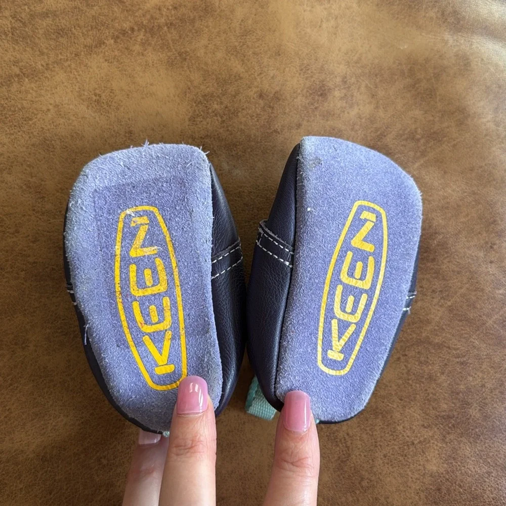 Keen Baby 6 Months Shoes Leo Crib Purple Leather Soft Sole Moccasin